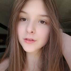 Meet your Posher, Cyrenna